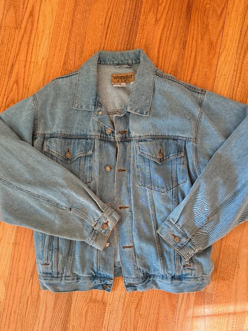 VINTAGE Wrangler Hero Men's Denim Trucker Jacket 15101 Size Large